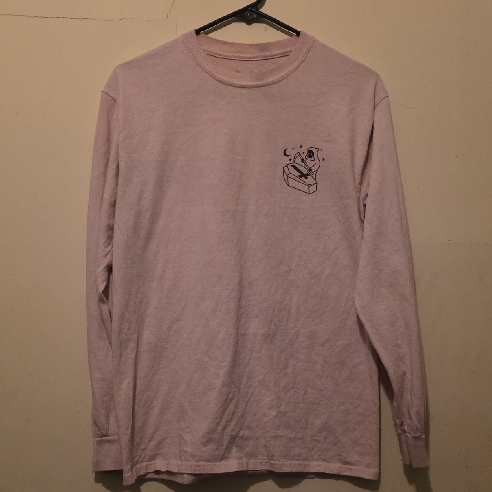 Spencer's Light Pink Long Sleeve Crewneck Shirt with Graphic